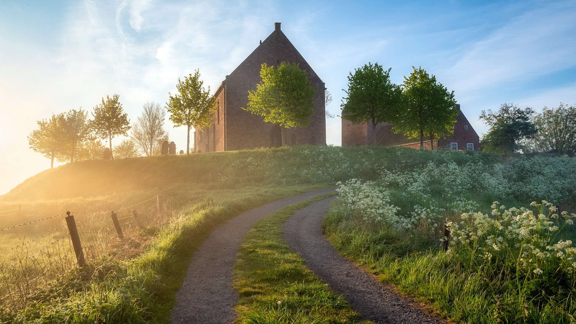 爱游戏电竞官网-英超豪门持续引援，增强整体竞争力，英超落魄豪门